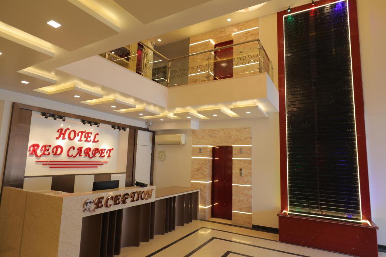 Hotel Sahib'S Red Carpet - The Family & Corporate Hotel Agra  Exteriör bild