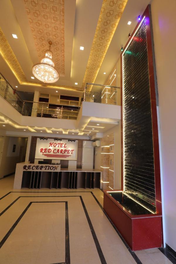 Hotel Sahib'S Red Carpet - The Family & Corporate Hotel Agra  Exteriör bild